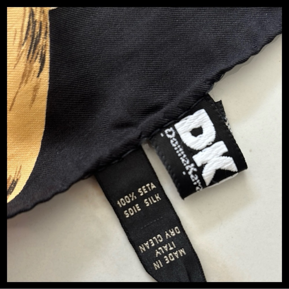 DKNY 1993 Clam Bake Italian Black and Gold Silk Scarf - Picture 2 of 5